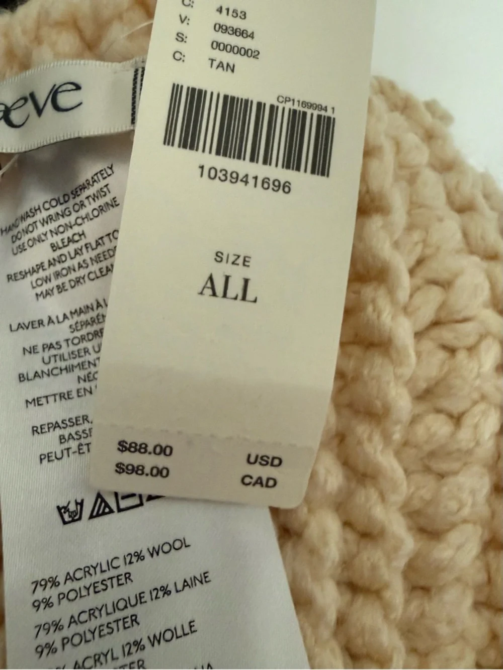 NWT Maeve Cream Knit Fringe Scarf with Red Bow Appliqués - Picture 2 of 3